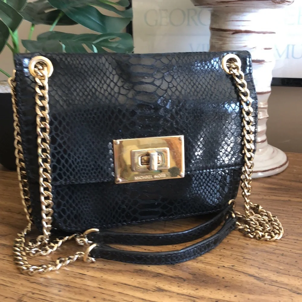 BEAUTIFUL Michael Kors Convertible Chain Strap Bag - Picture 14 of 15